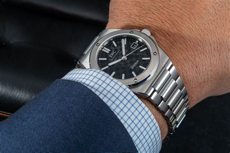 iwc ingenieur 3233|iwc ingenieur 2023 review.